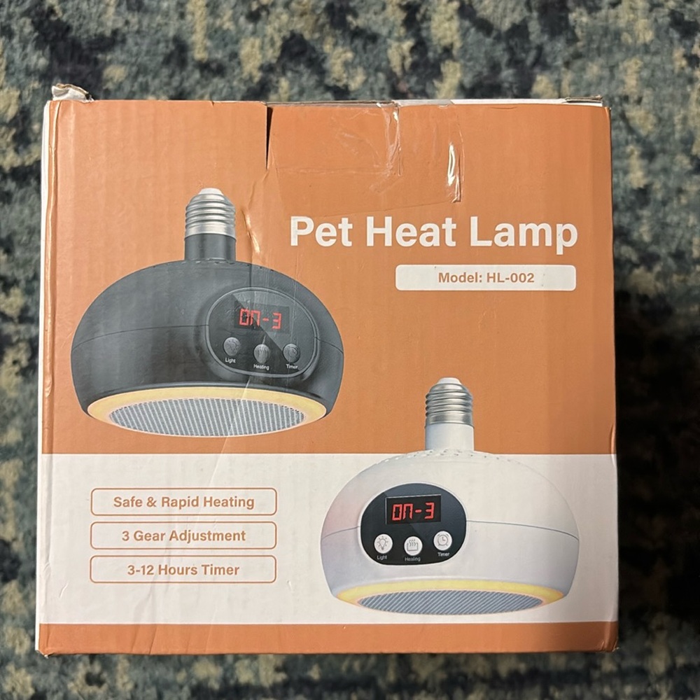 PET HEAT LAMP!! Model: HL-002 Up to 12 Hrs Heating - 3 Adjustments!